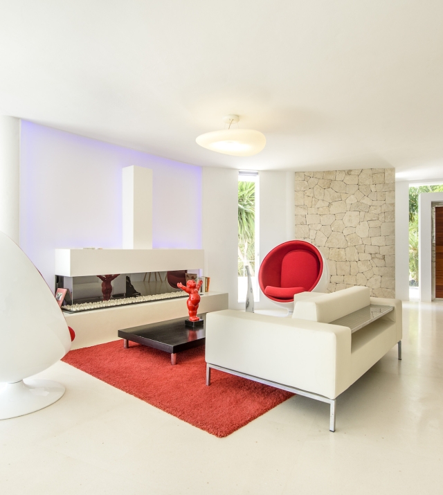 Resa Estates modern villa for sale te koop Cala Tarida Ibiza living room 5.jpg